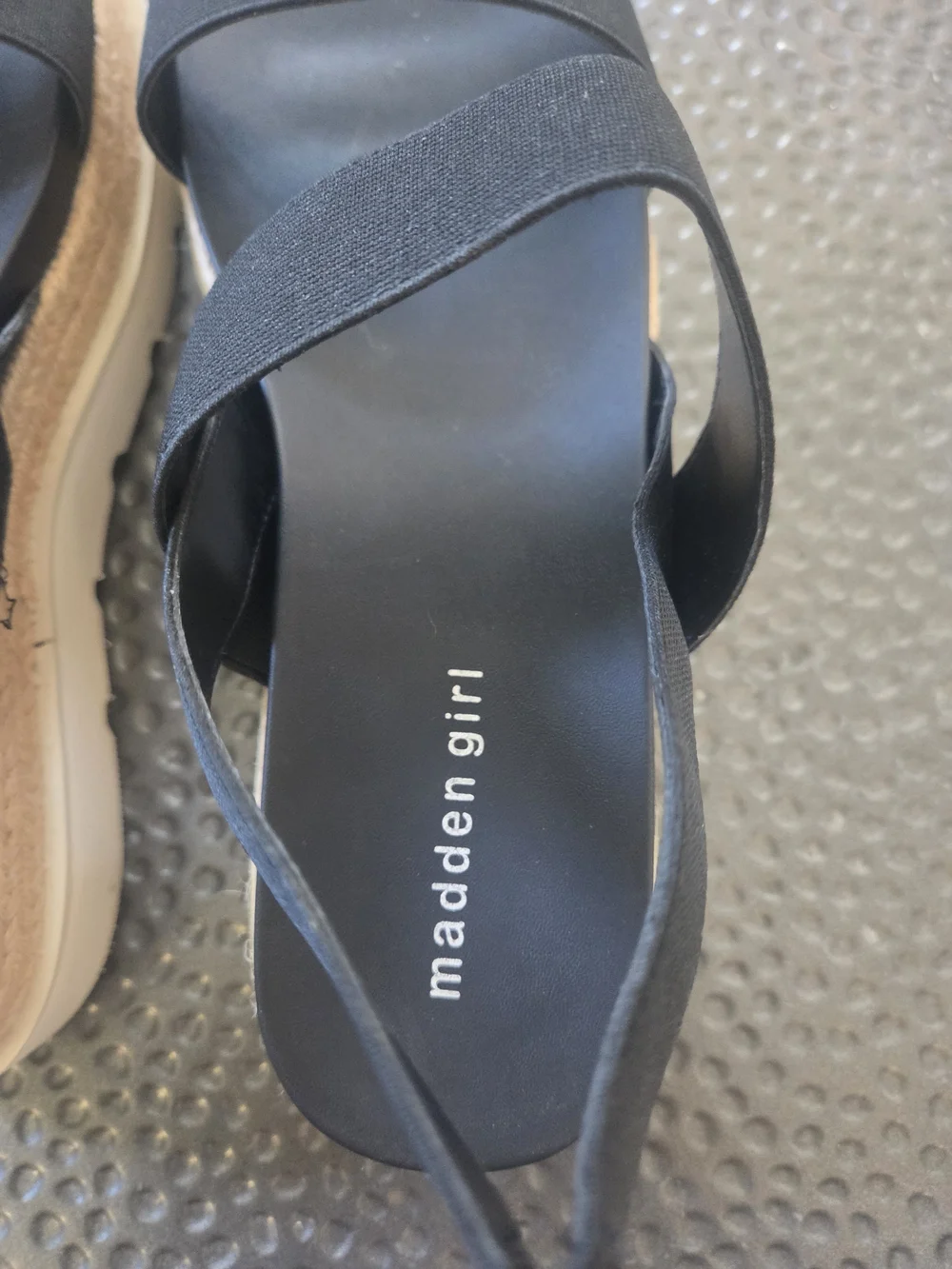 NWOT Madden Girl Black Elastic Strap Platform Sandals